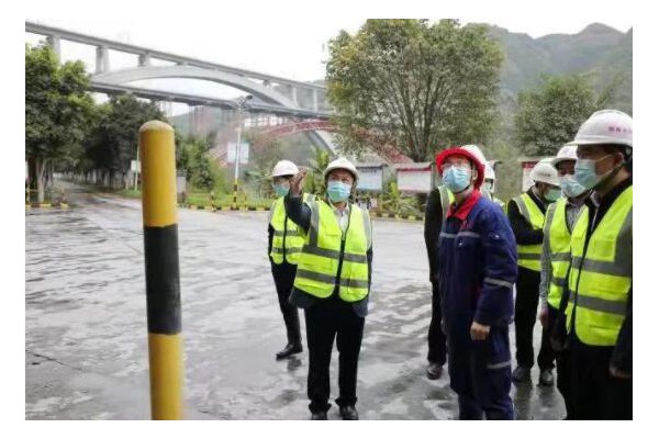 市应急管理局党委书记、局长