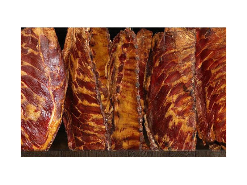 饭店批发正宗四川腊肉柴火烟熏腊猪脚烧洗锯重庆奉节腊肉特产